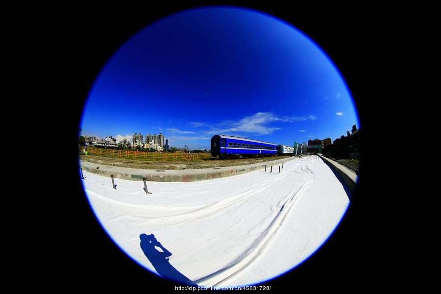 Canon EF 8-15mm F4L Fisheye USM sample photo. Mthumb photography