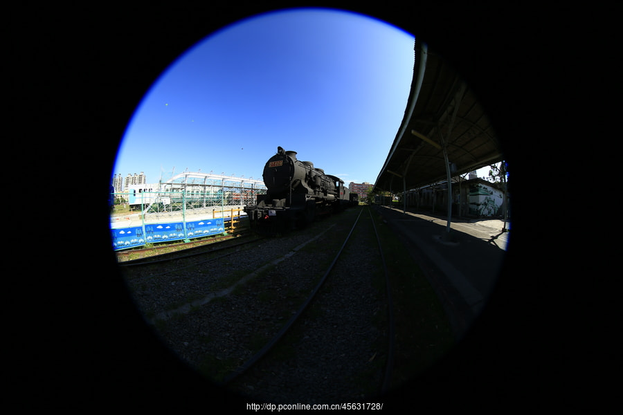 Canon EF 8-15mm F4L Fisheye USM sample photo. Mthumb photography