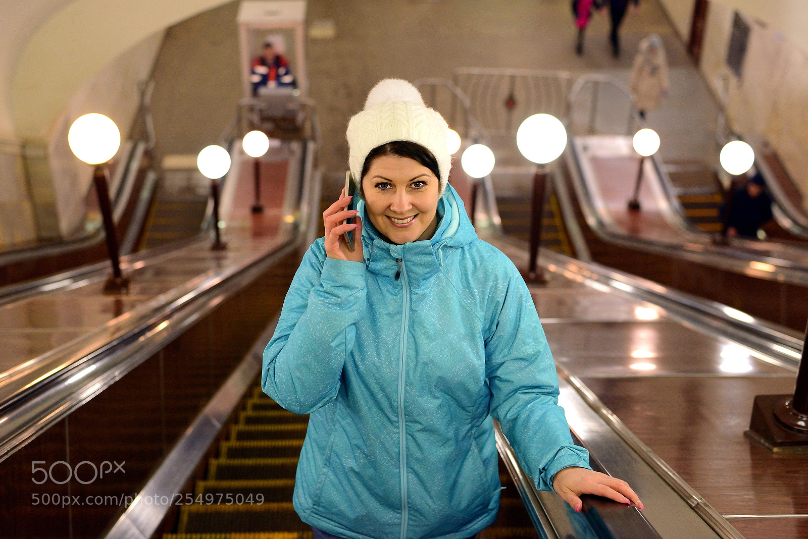 Nikon D600 sample photo. Woman talking on phone photography