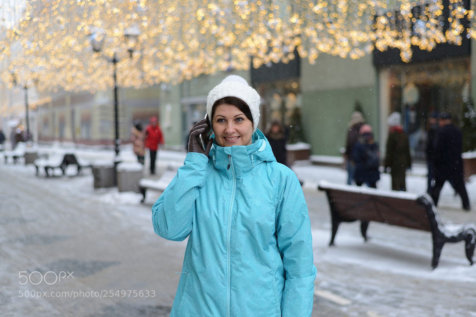 Nikon D600 sample photo. Woman talking on phone photography