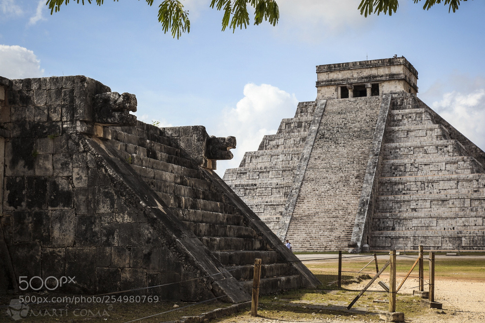Canon EOS 5D Mark II sample photo. Chichén itzá photography