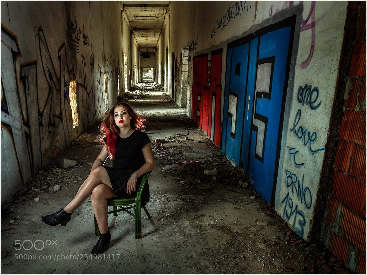 Canon EOS 60D sample photo. Dark lady photography