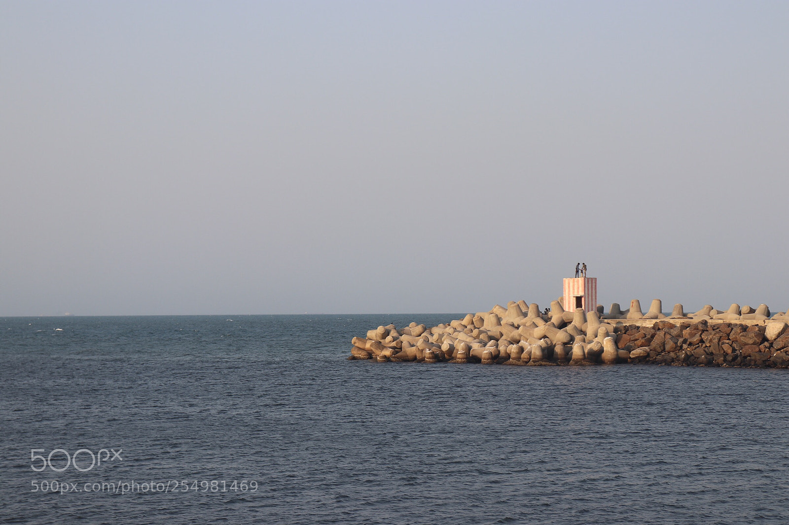 Canon EOS 800D (EOS Rebel T7i / EOS Kiss X9i) sample photo. Down by the sea photography