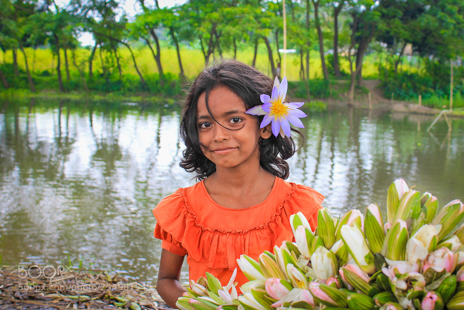 Canon EOS 600D (Rebel EOS T3i / EOS Kiss X5) sample photo. Waterlily girl photography