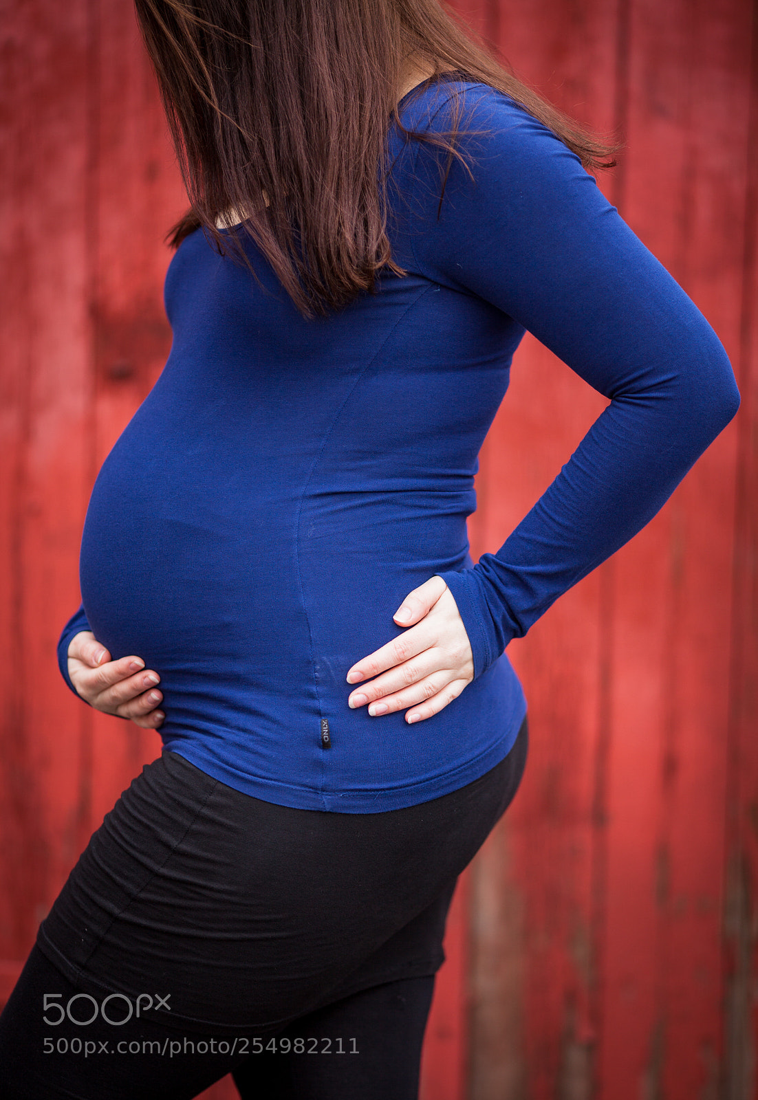 Canon EOS 5D Mark II sample photo. Red & blue photography