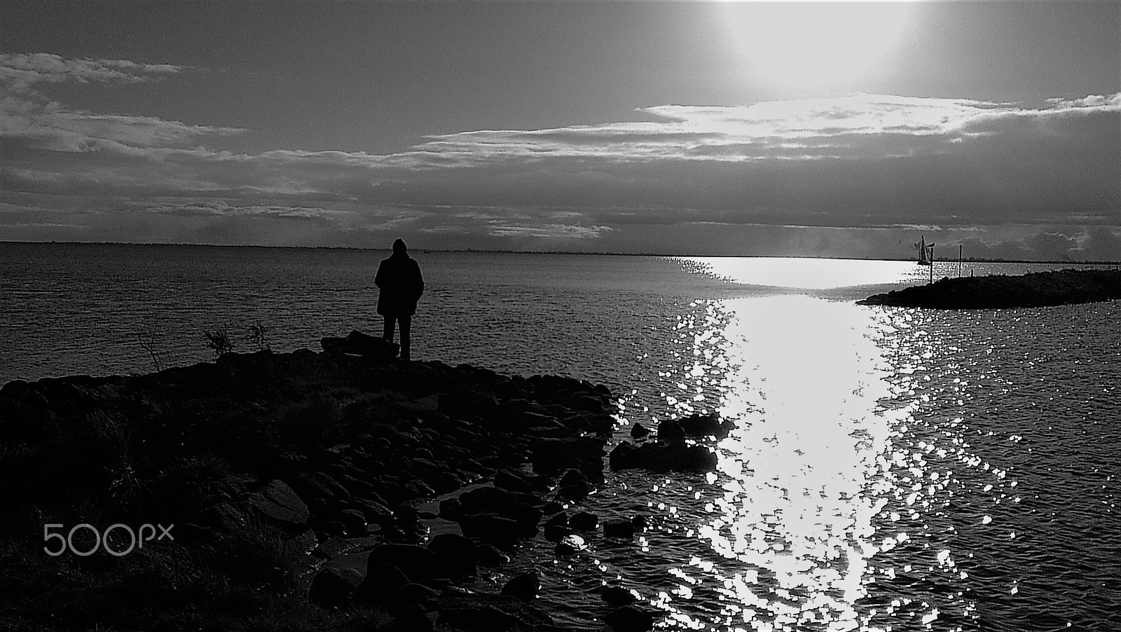 HTC ONE X sample photo. Andre is overlooking the lake photography