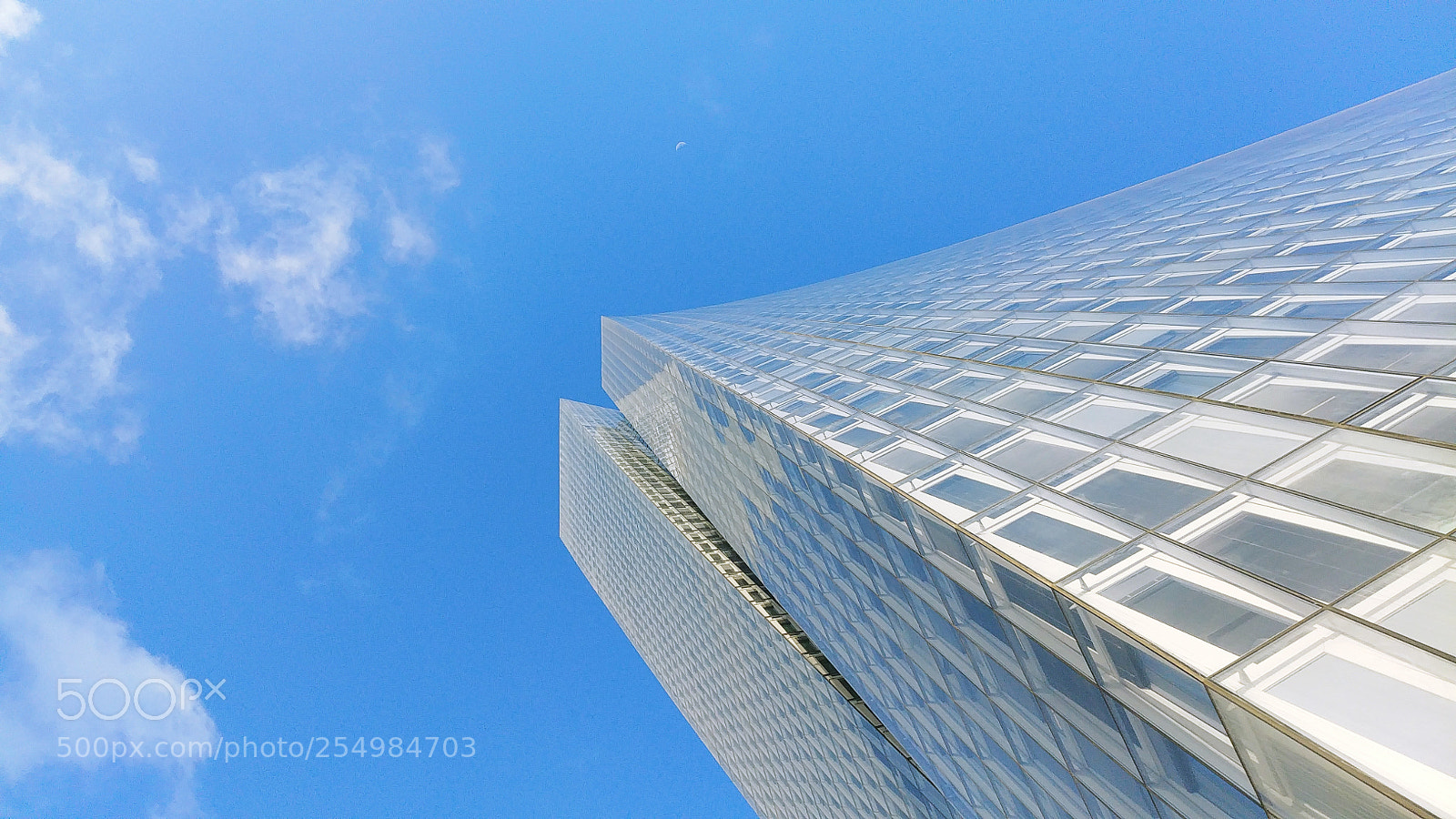 LG G6 sample photo. Azrieli sarona photography