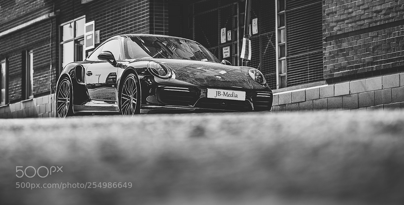 Canon EOS 5D Mark II sample photo. Dirty porsche photography