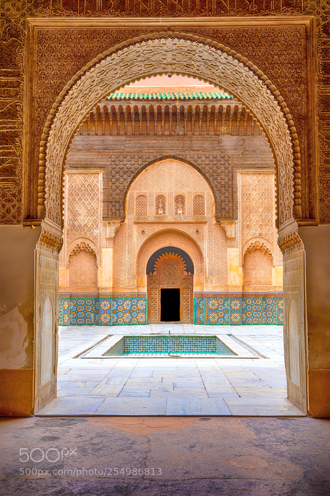 Sony a7 sample photo. The historical architecture of photography