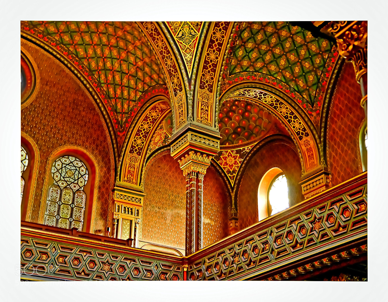 Panasonic Lumix DMC-FZ1000 sample photo. La synagogue photography
