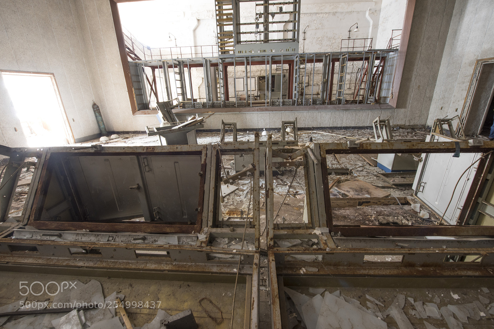 Nikon D810 sample photo. Abandoned room in soviet photography