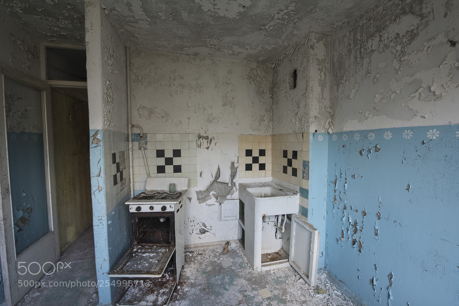 Nikon D810 sample photo. Remains of a kitchen photography