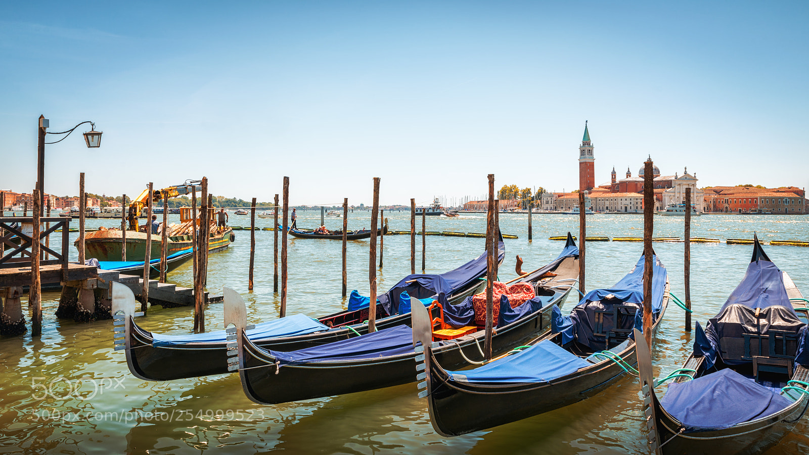 Nikon D800 sample photo. Boat at san marco. photography