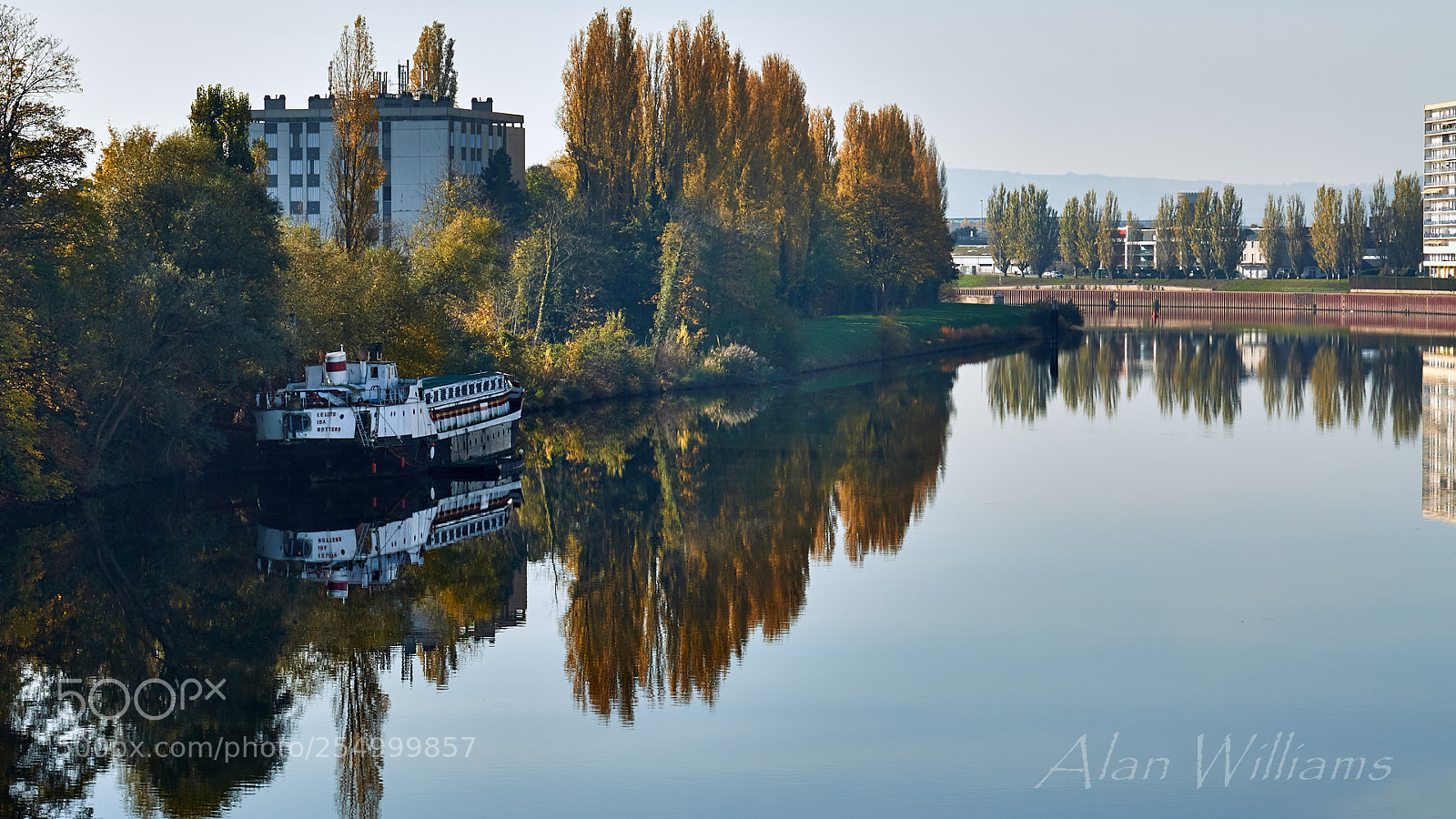 Canon EOS 7D Mark II sample photo. France photography