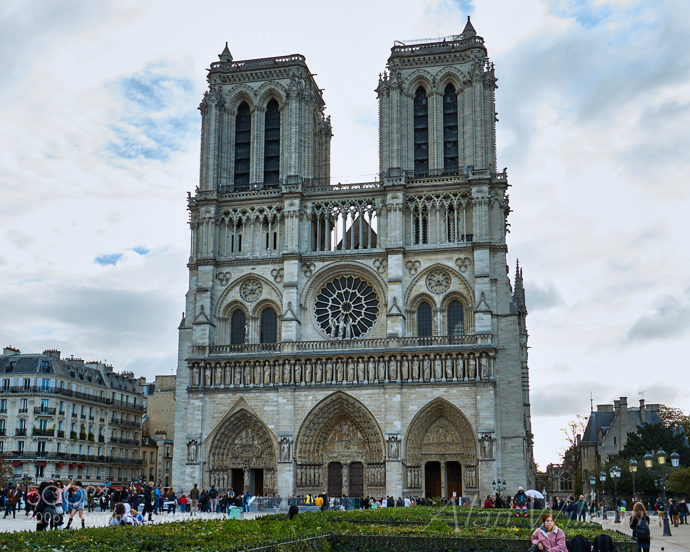 Canon EOS 7D Mark II sample photo. France photography