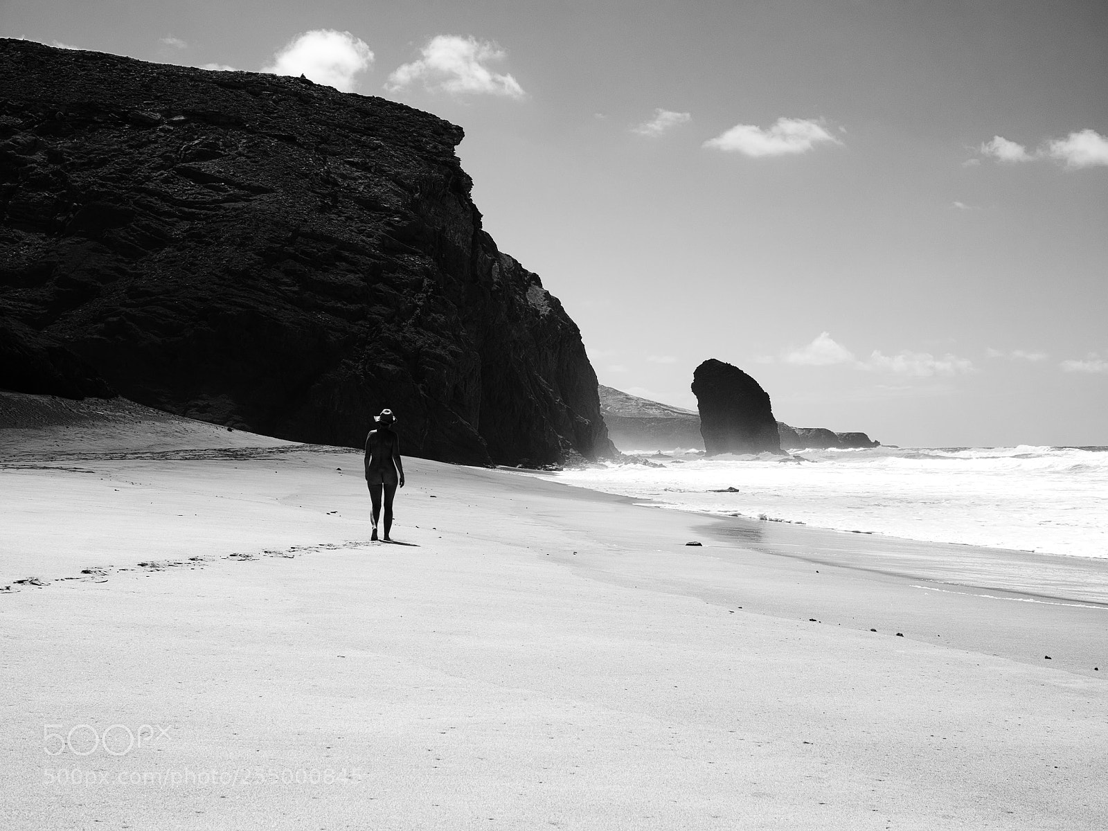 Olympus OM-D E-M1 sample photo. Beauty on the beach photography