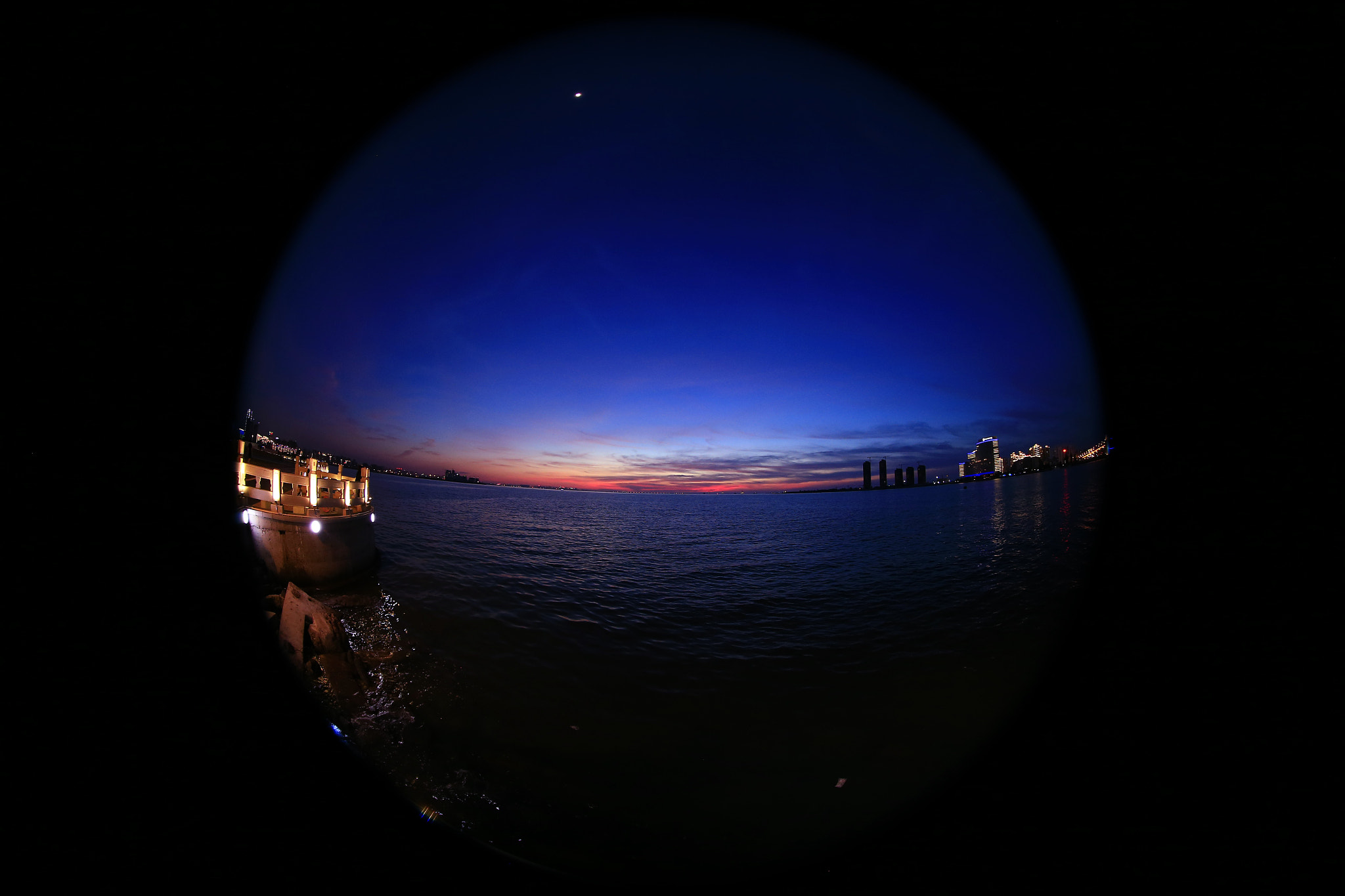 Canon EF 8-15mm F4L Fisheye USM sample photo. 副本 photography