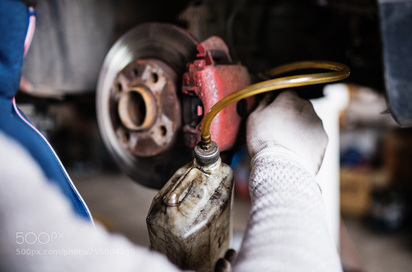 Nikon D5 sample photo. Man mechanic repairing a photography