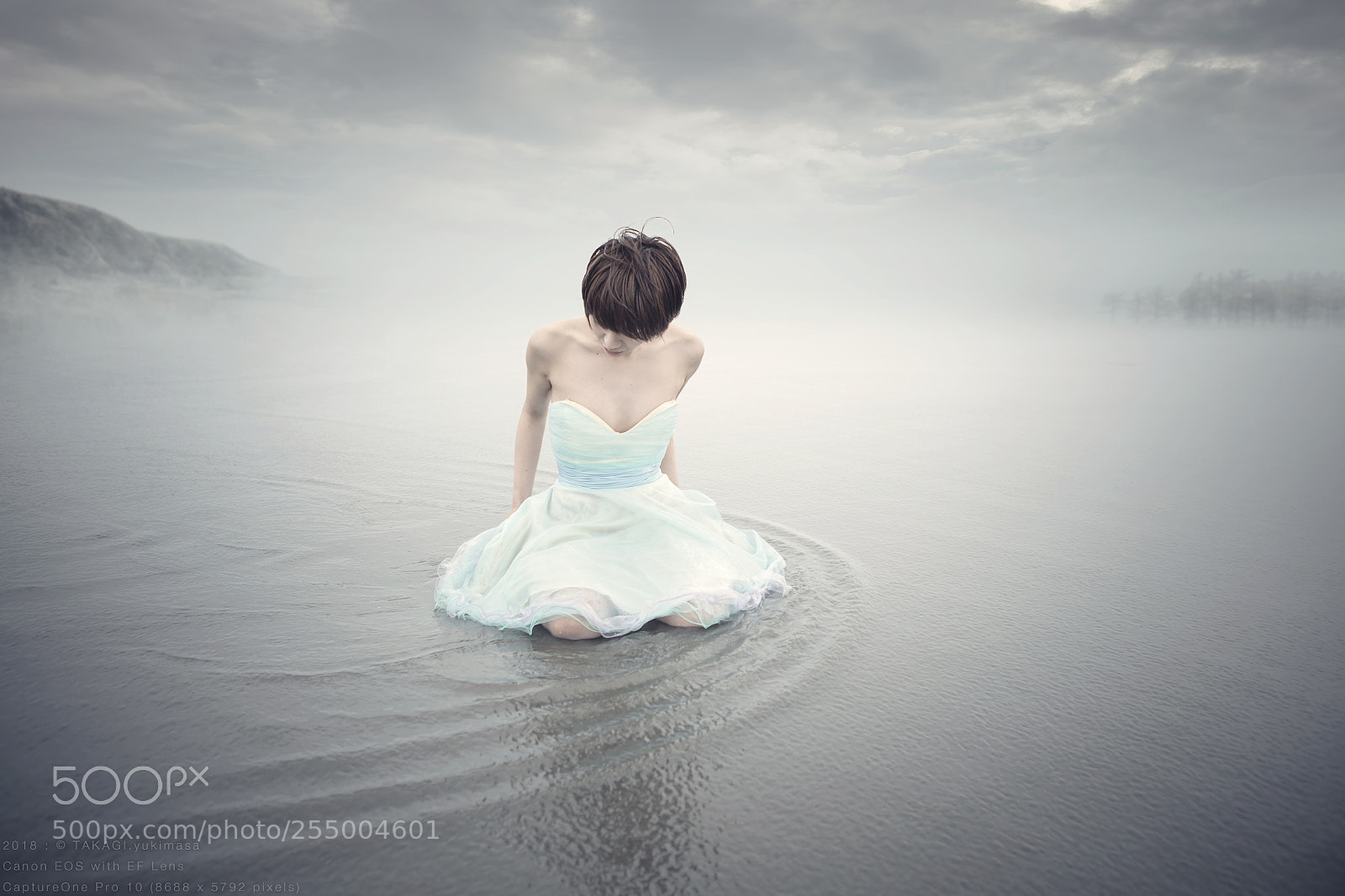 Canon EOS 5DS R sample photo. Distant lake photography