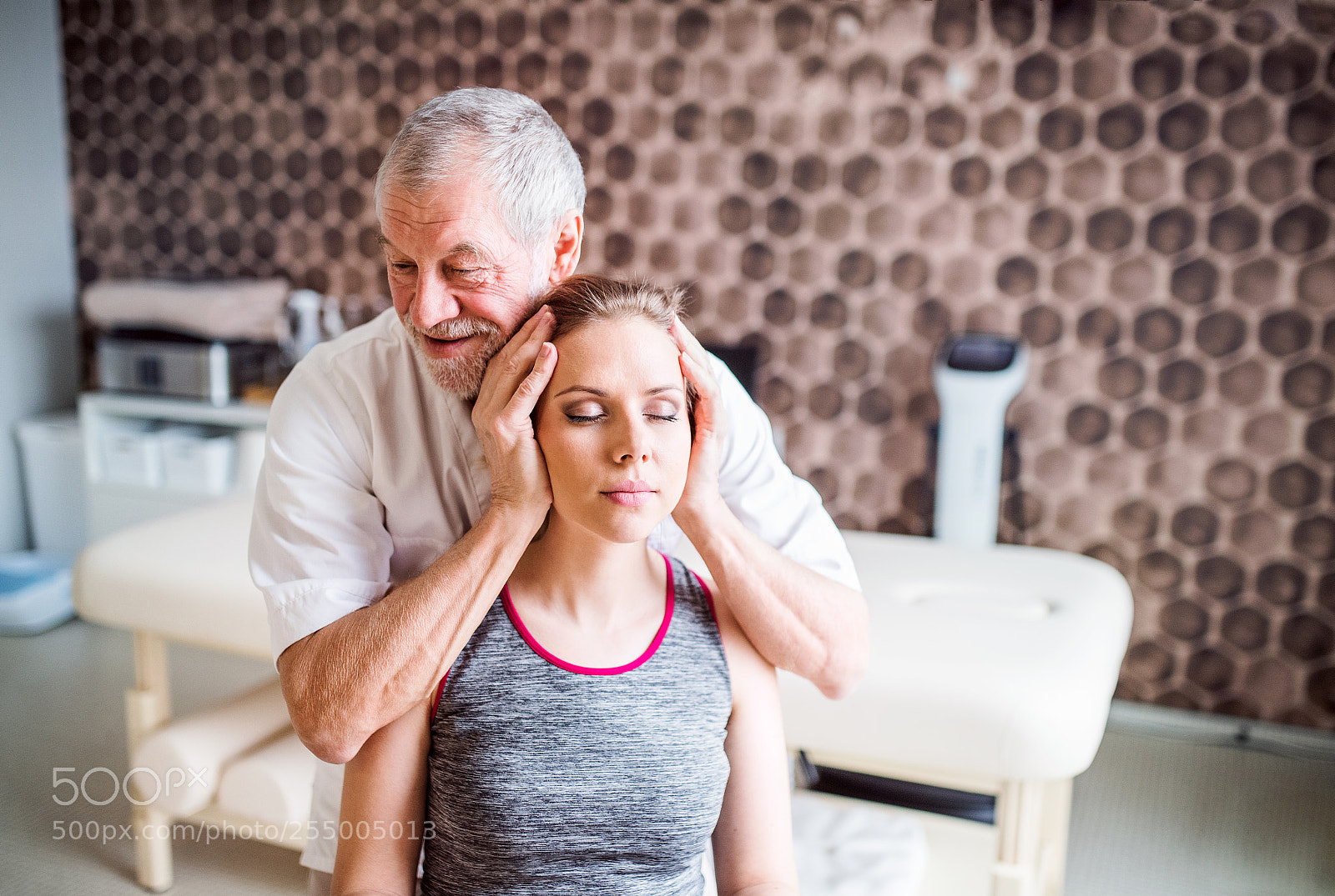 Nikon D5 sample photo. Senior male physiotherapist working photography