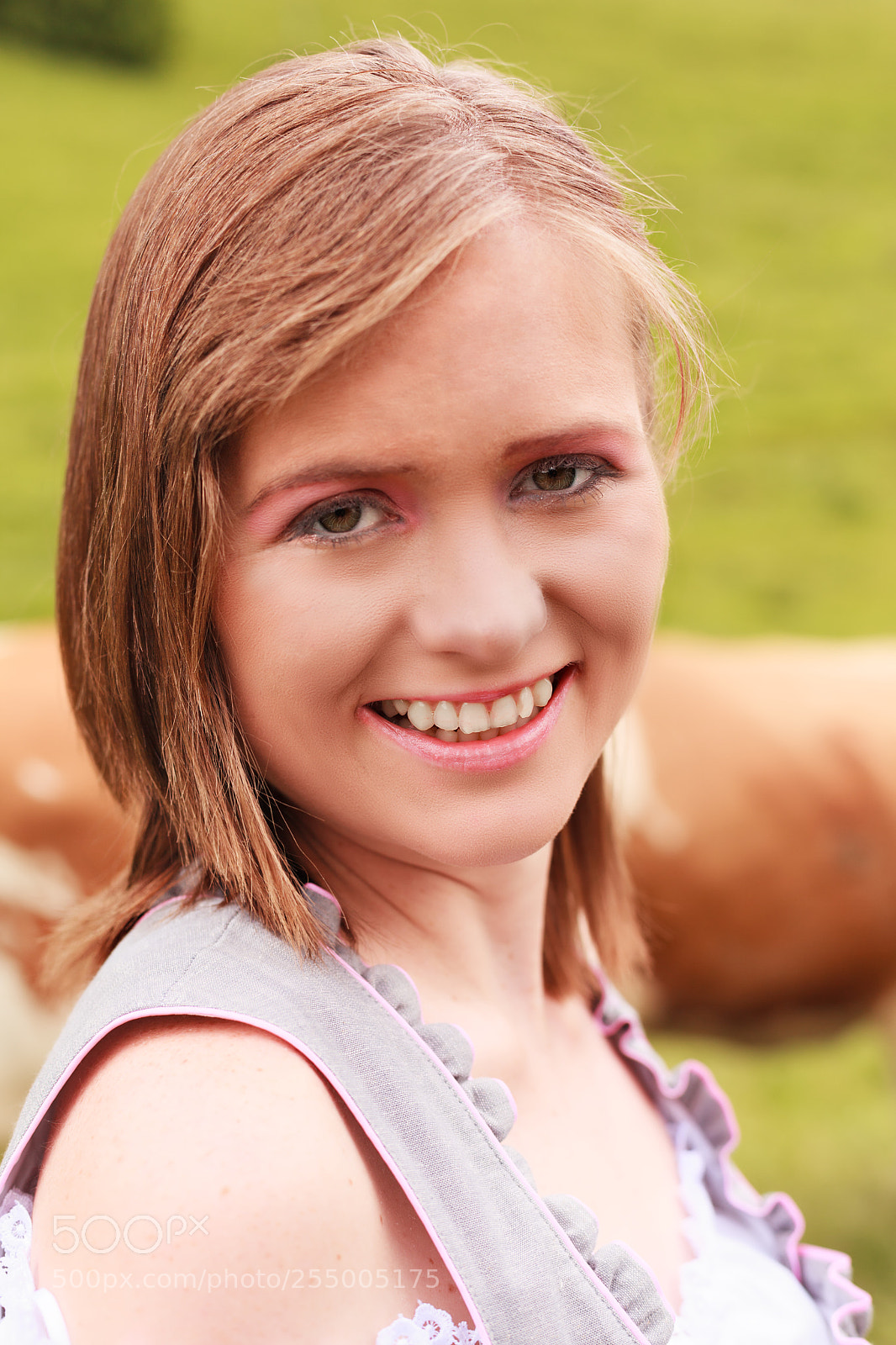 Canon EOS 5D Mark II sample photo. Bavarian girl next door photography