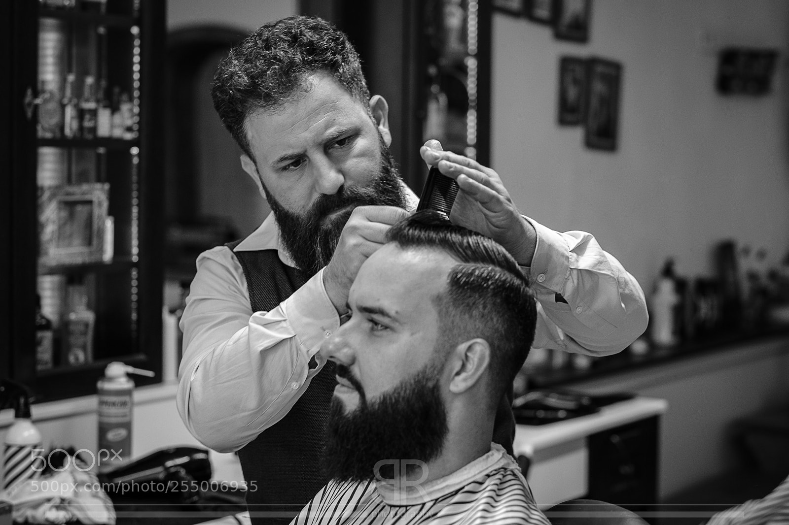Fujifilm X-T2 sample photo. The barber shop photography