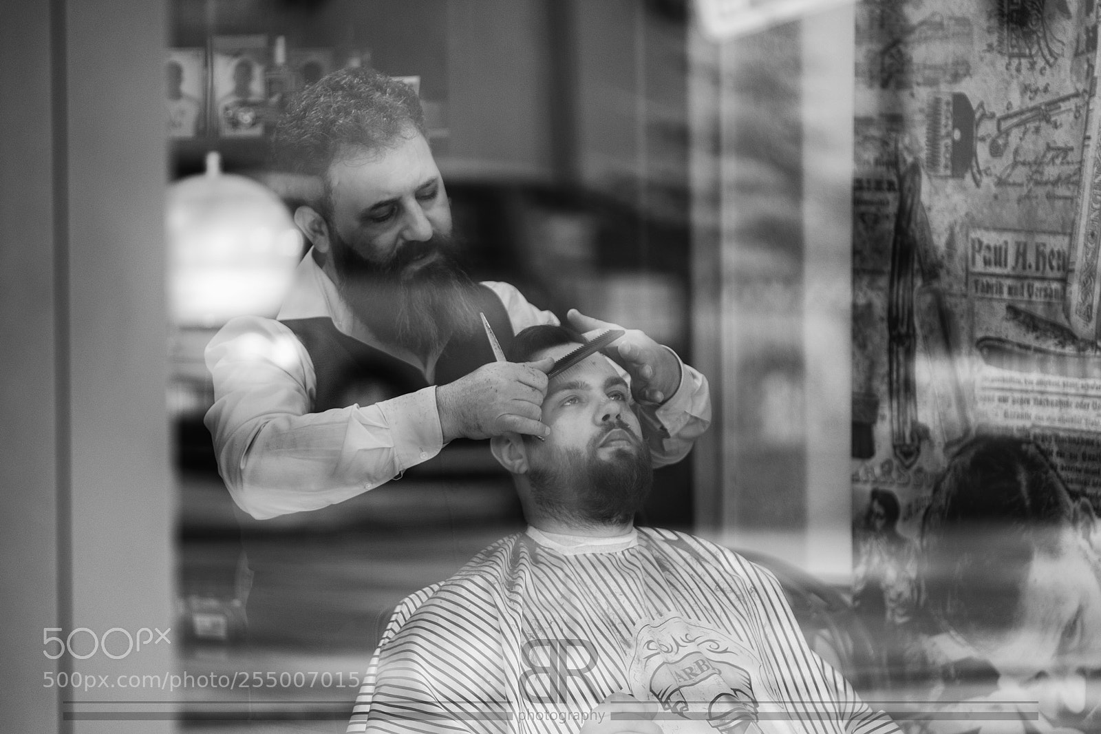 Fujifilm X-T2 sample photo. The barber shop photography