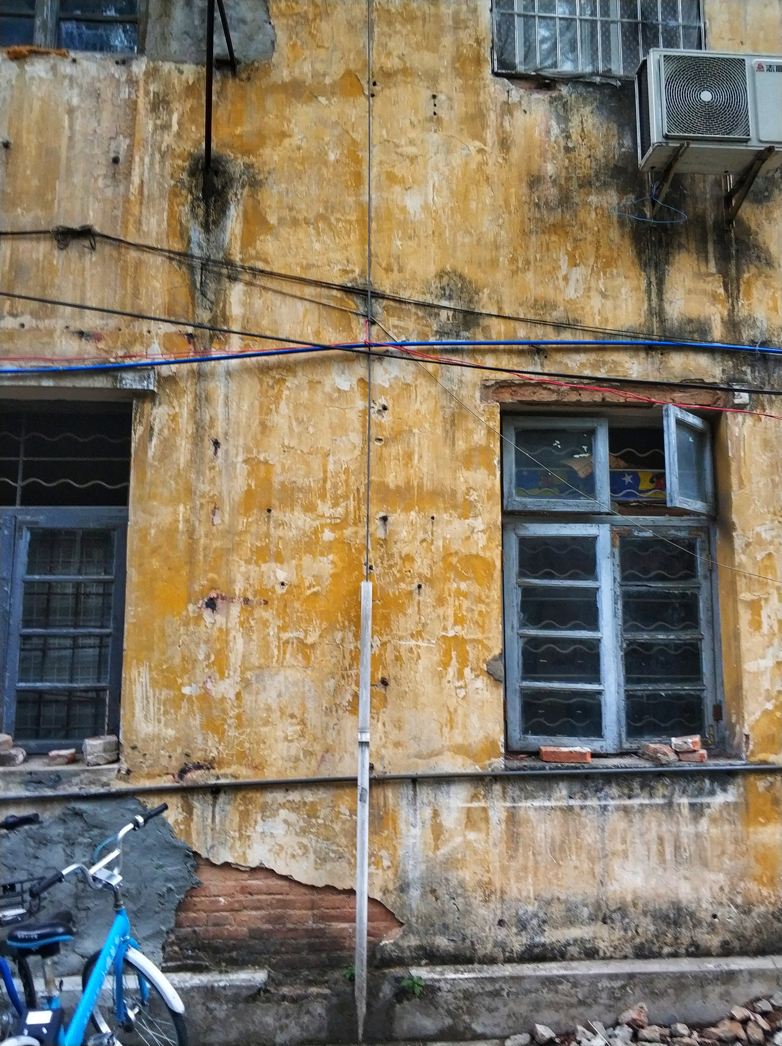 Xiaomi Mi Note 3 sample photo. Times photography