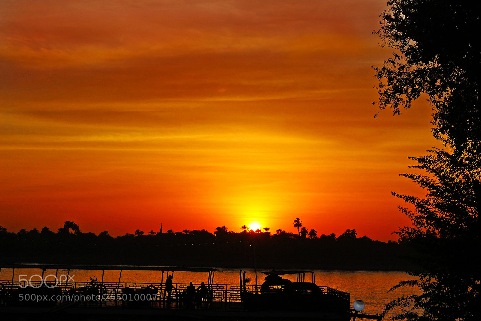 Canon EOS 600D (Rebel EOS T3i / EOS Kiss X5) sample photo. Sunset photography