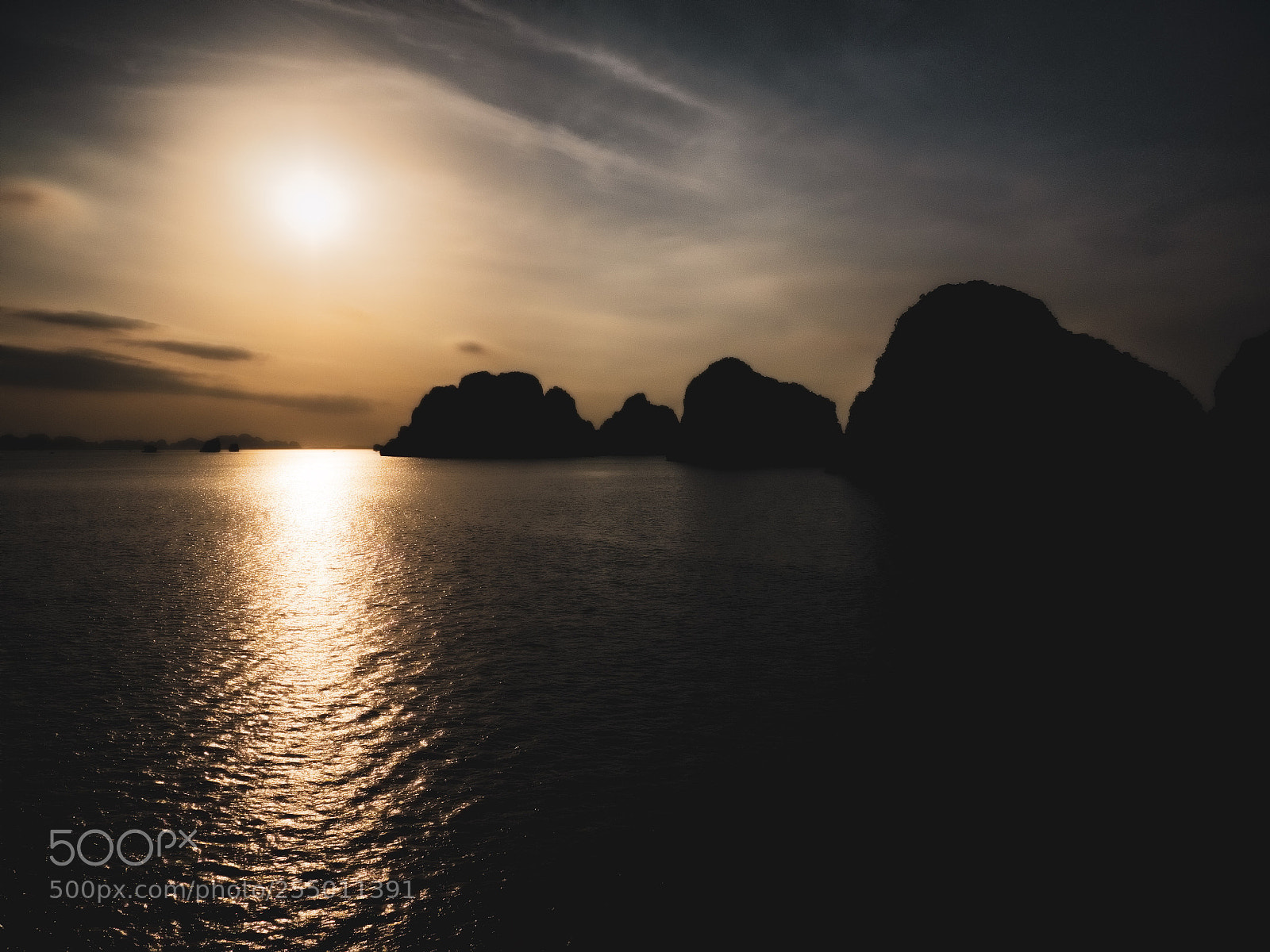 Olympus OM-D E-M1 sample photo. Halong bay- vietnam  photography