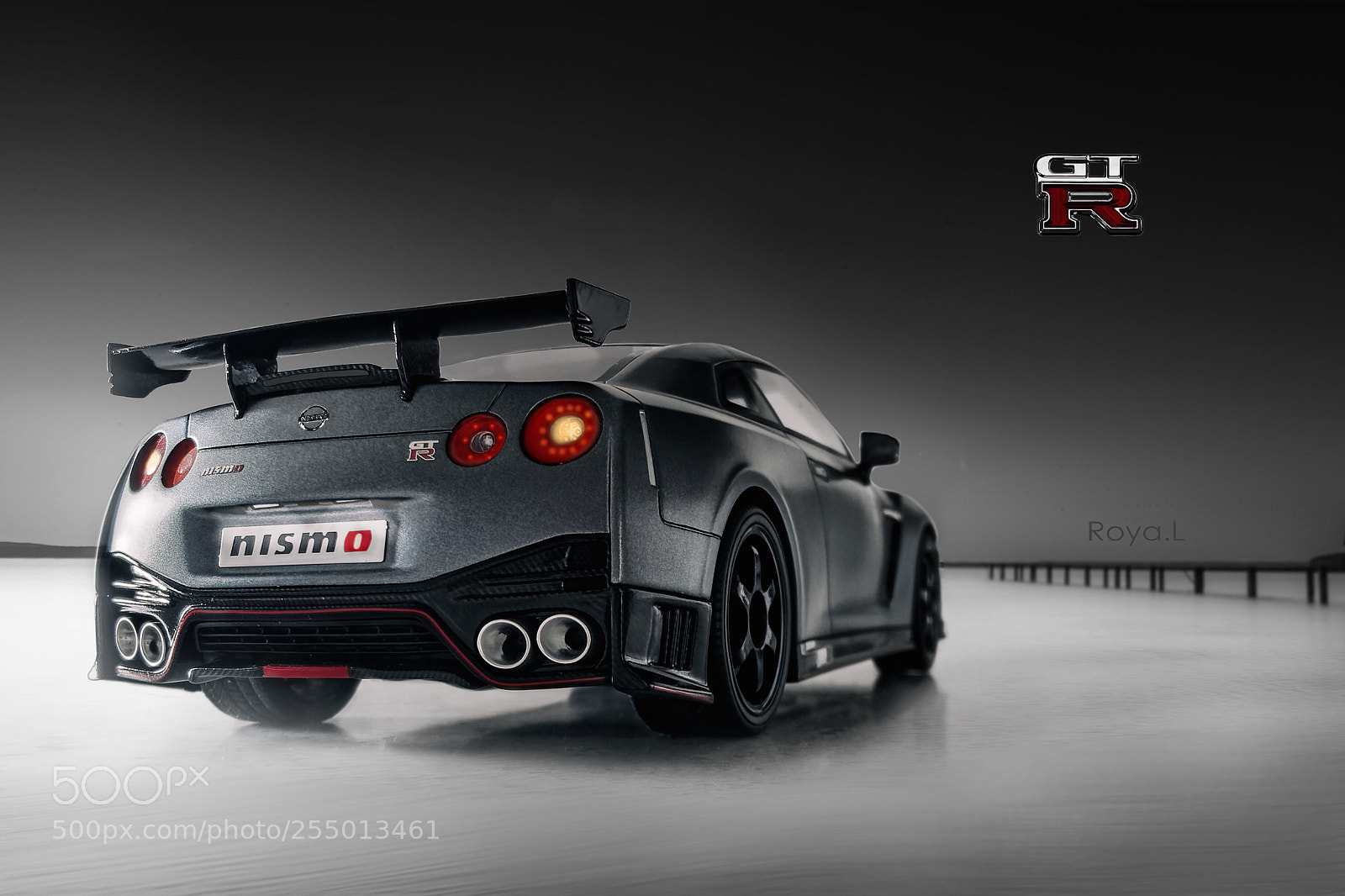 Apple iPhone 7 sample photo. 1:18 nissan gt-r r35 nismo photography
