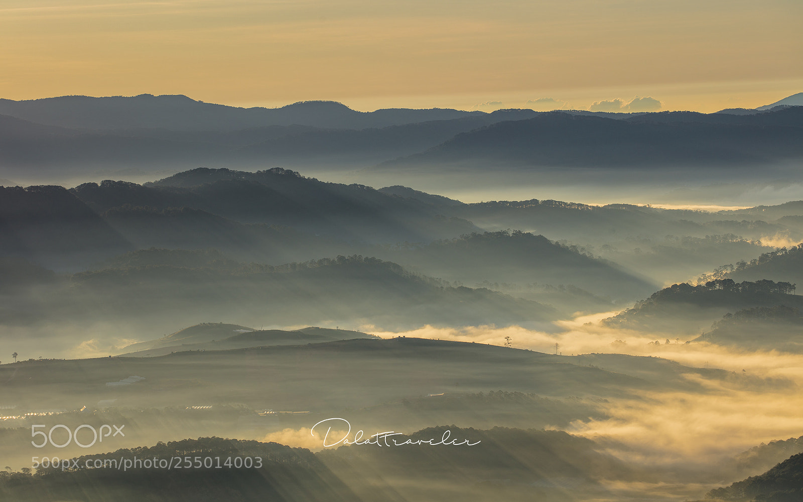 Canon EOS 5DS R sample photo. Dasar valley photography