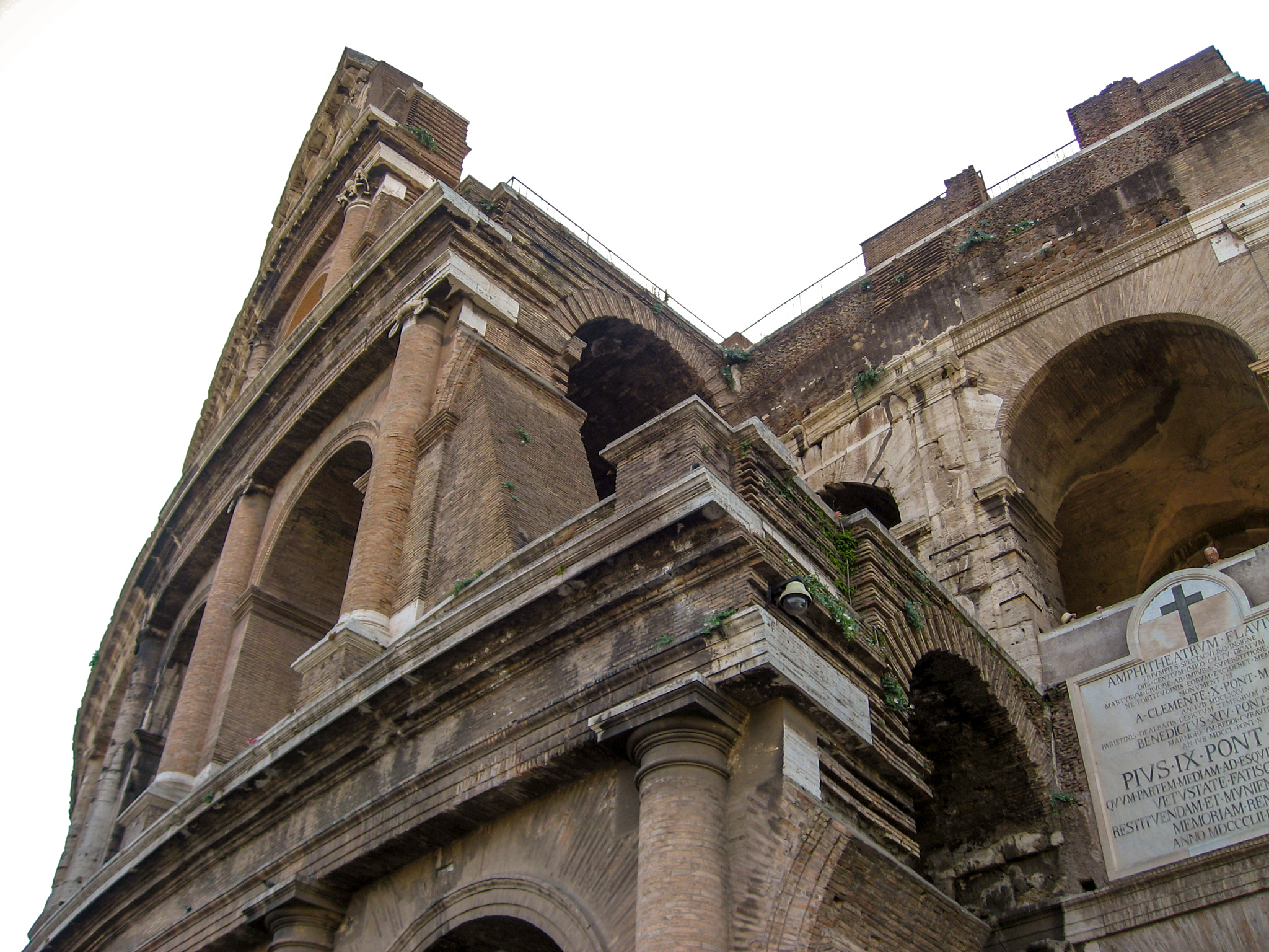 Canon POWERSHOT SD700 IS sample photo. The colosseum photography