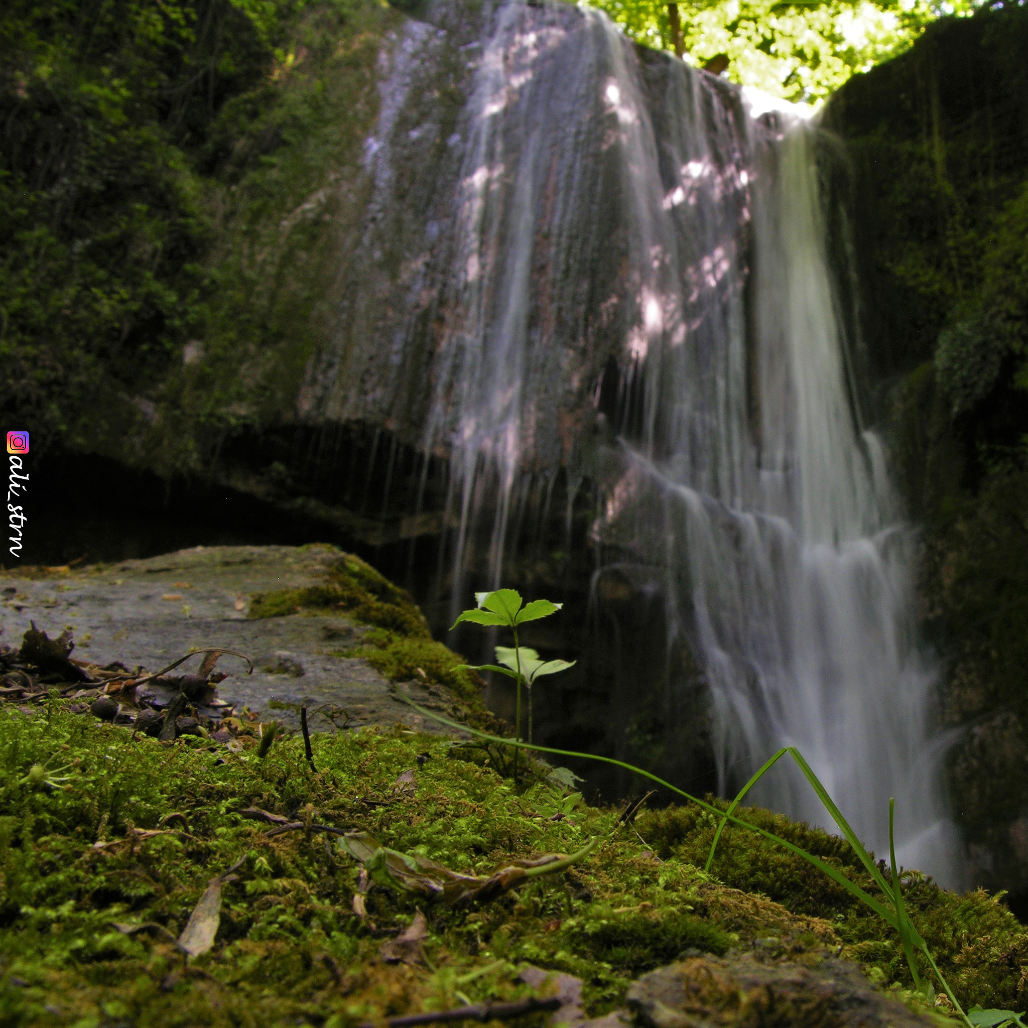 Nikon E8700 sample photo. Trez waterfall photography