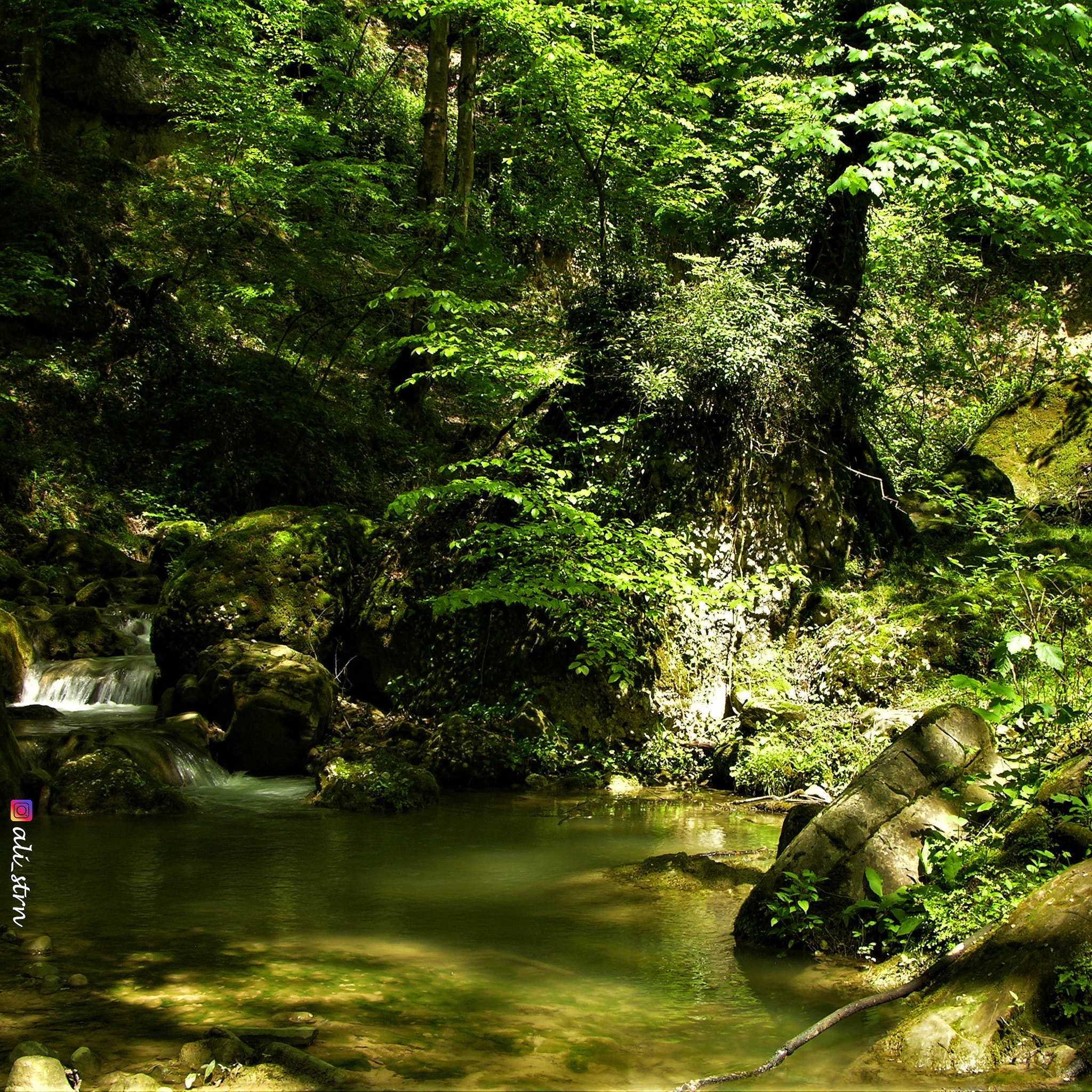 Nikon E8700 sample photo. Trez waterfall photography