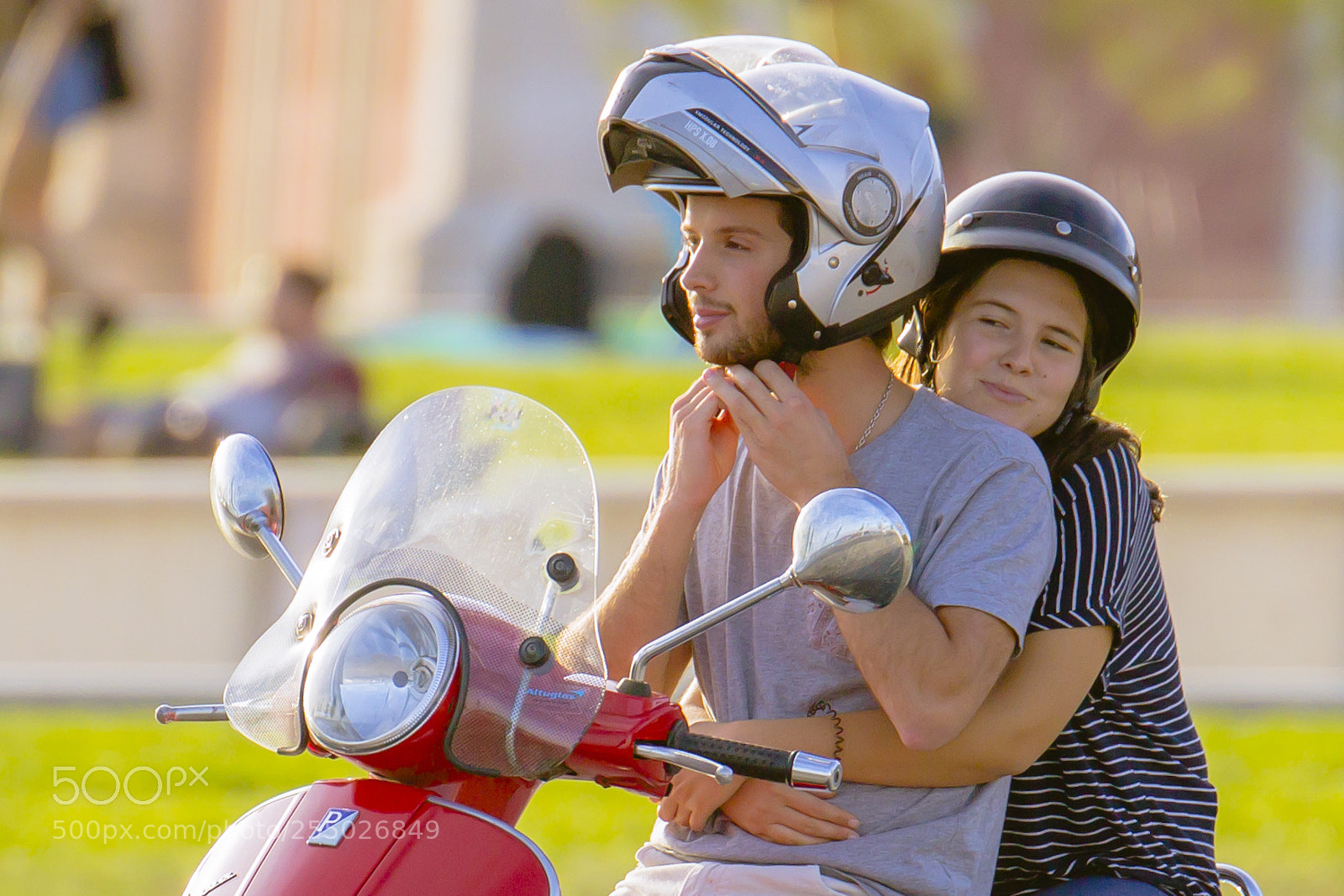 Canon EOS 60D sample photo. Lisbon moped hug photography