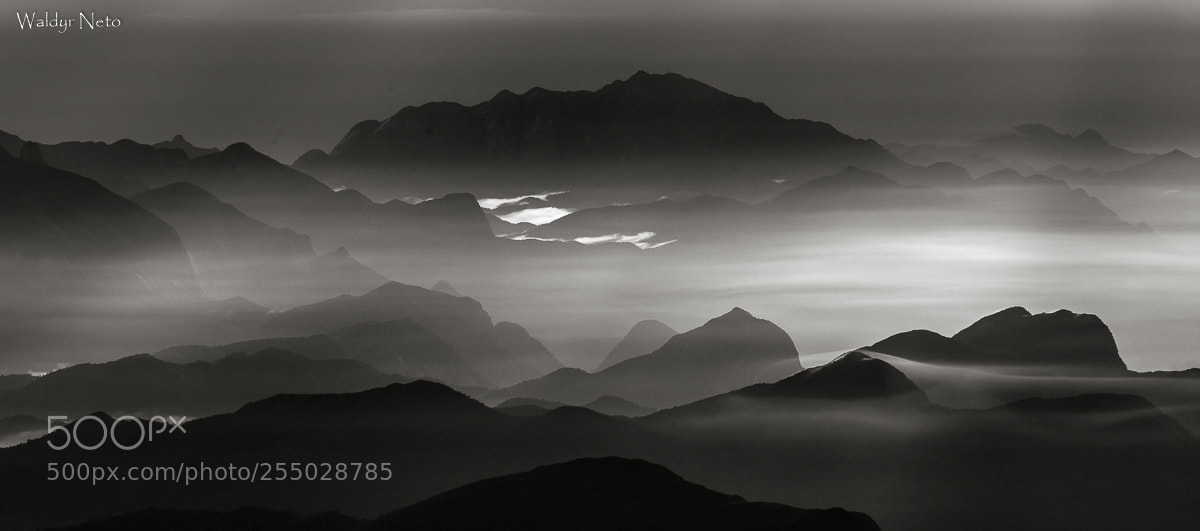 Canon EOS 5D Mark II sample photo. Montanhas do rio photography
