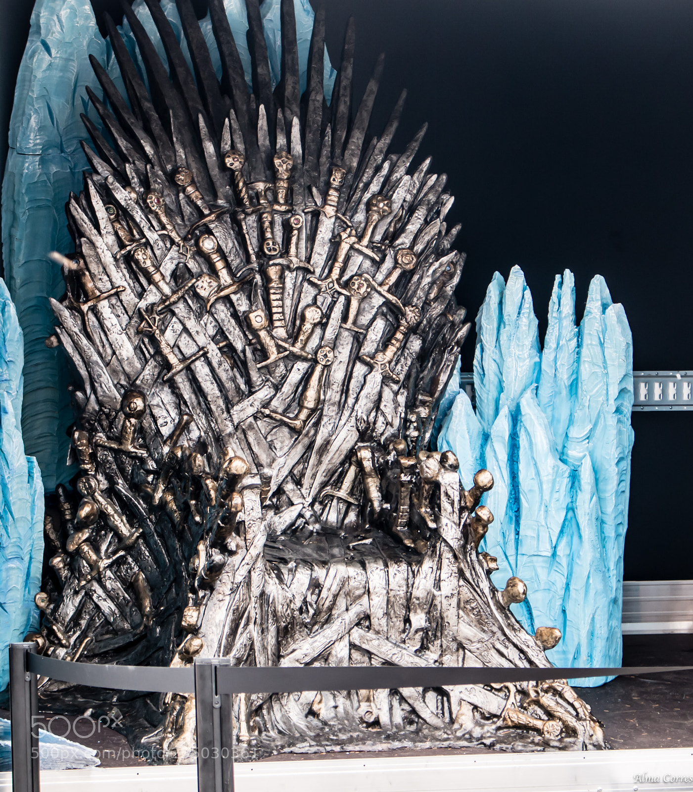 Canon EOS 70D sample photo. The throne photography