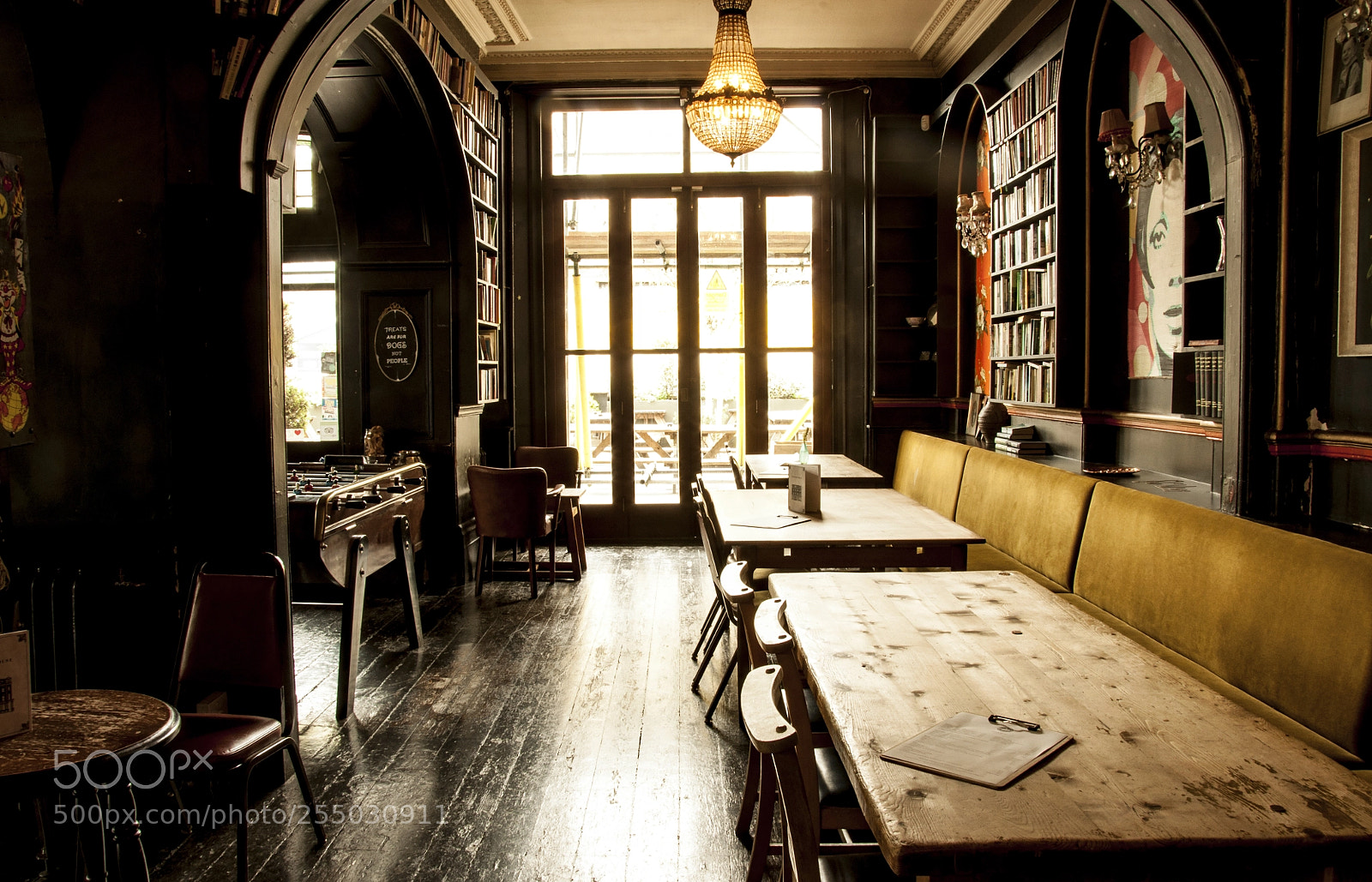 Nikon D90 sample photo. Westow house photography