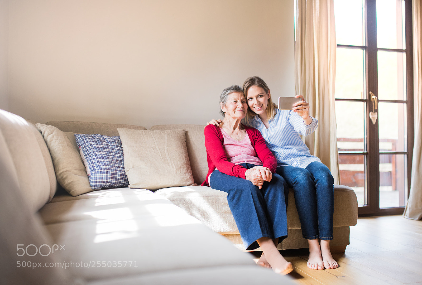 Nikon D5 sample photo. Elderly grandmother and adult photography