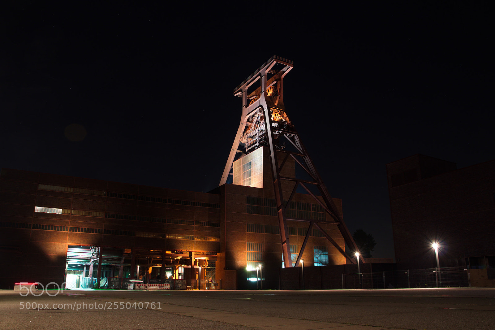 Canon EOS 77D (EOS 9000D / EOS 770D) sample photo. Zeche zollverein schacht xii photography