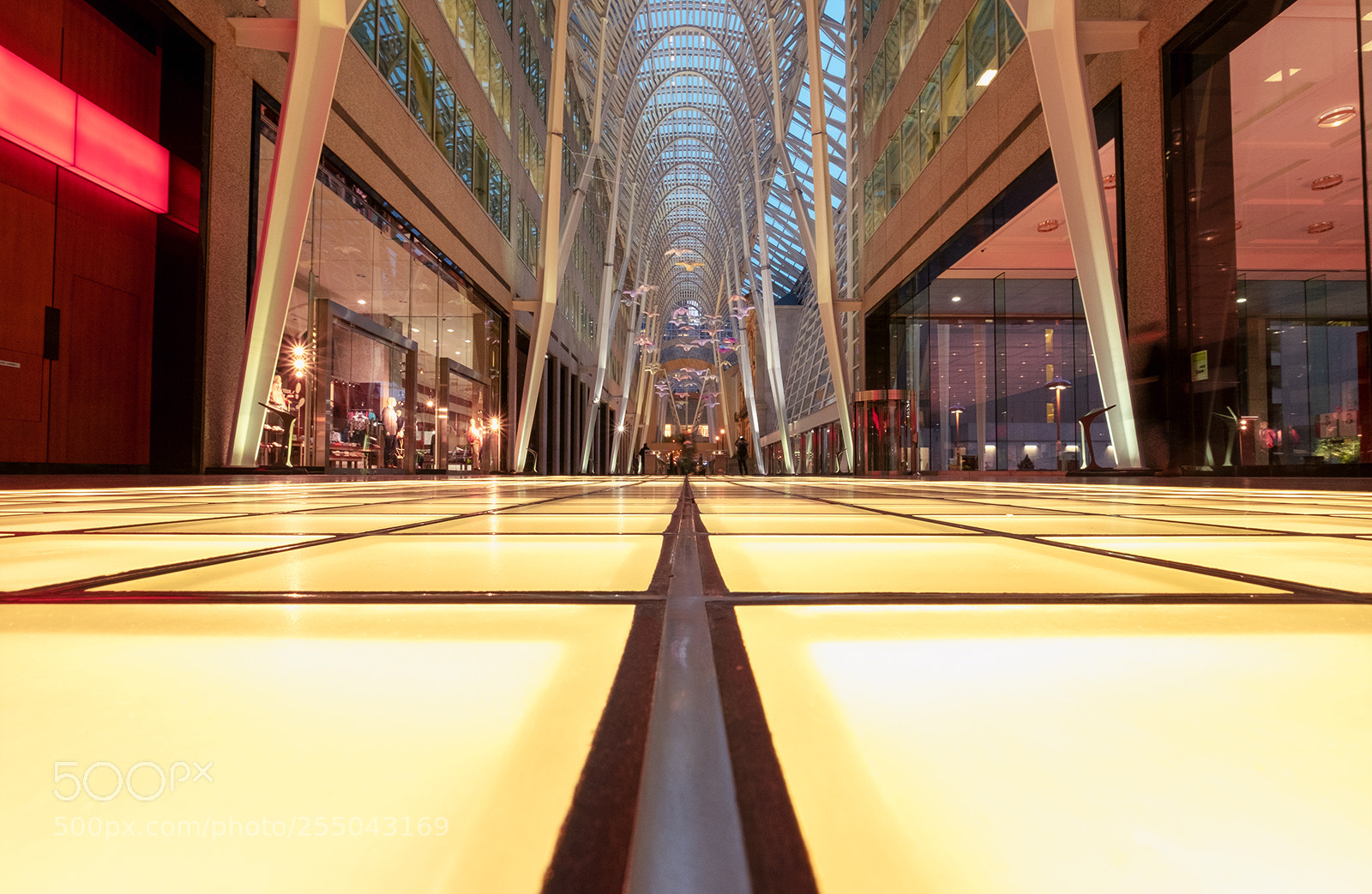 Fujifilm X-T1 sample photo. Toronto strong photography