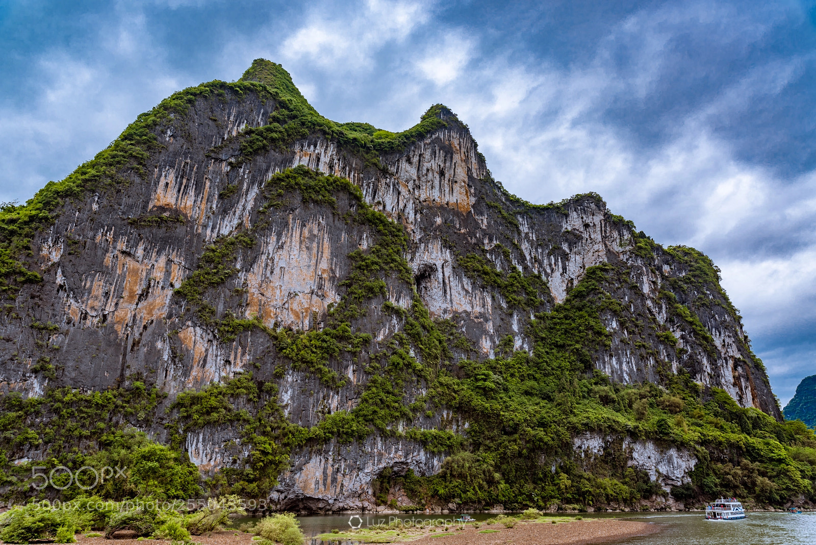 Nikon D810 sample photo. The nine's photography