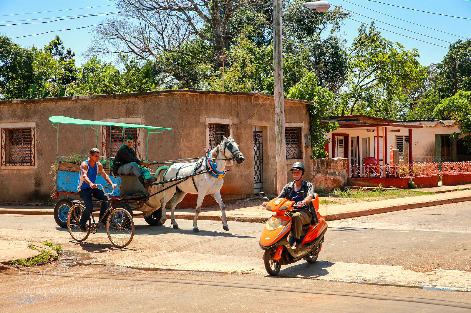 Canon EOS-1D X sample photo. Cuban crossroad photography