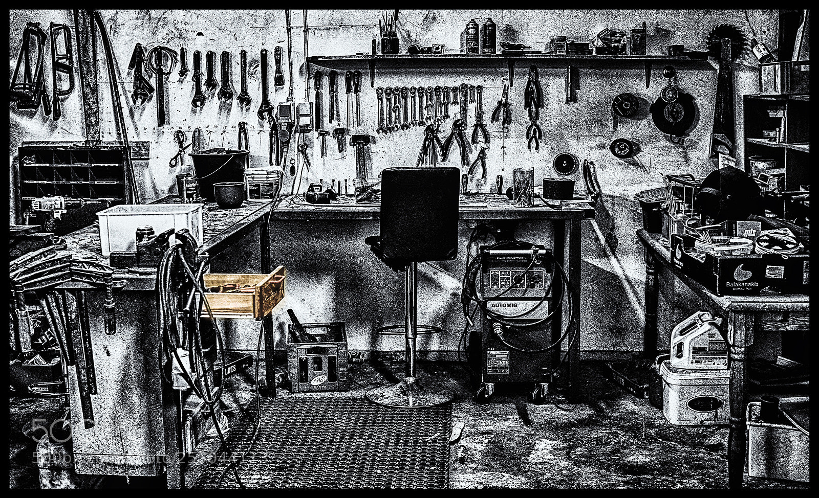 Fujifilm X100S sample photo. The draw photography