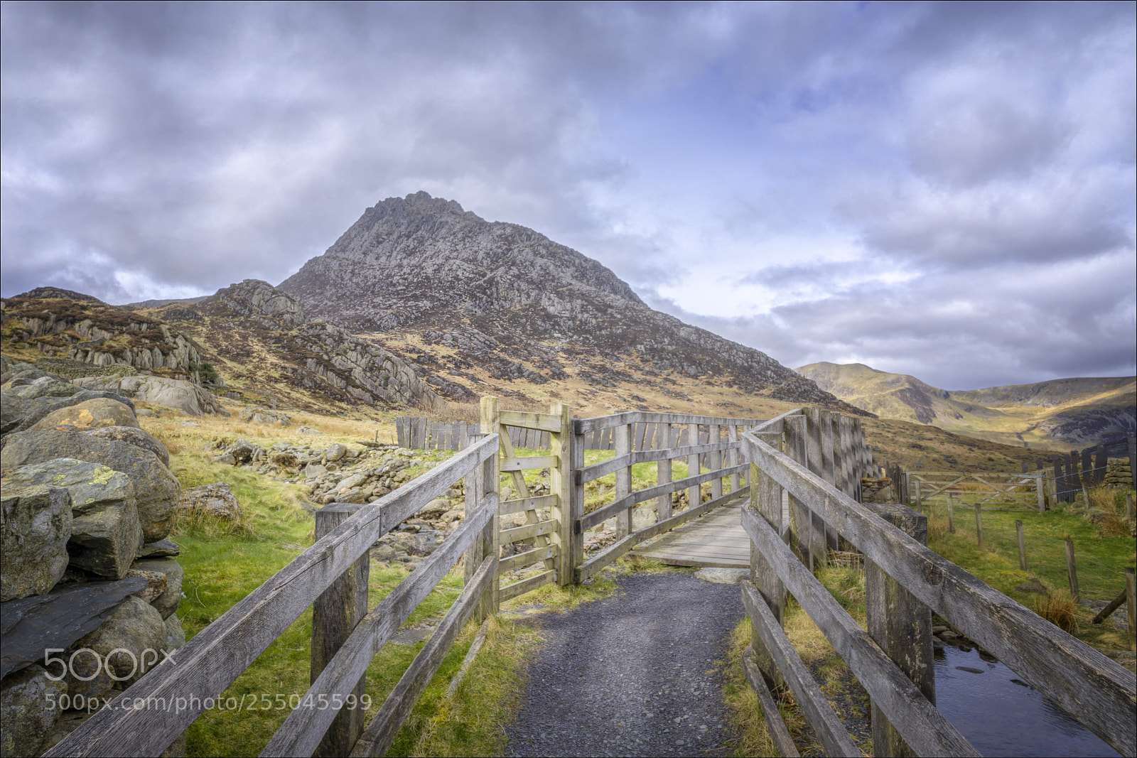 Sony a6000 sample photo. Onwards to tryfan photography
