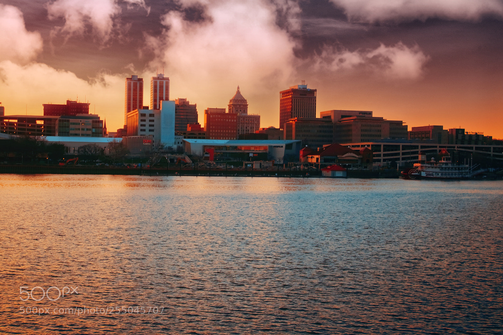 Canon EOS 750D (EOS Rebel T6i / EOS Kiss X8i) sample photo. Downtown peoria at dusk photography