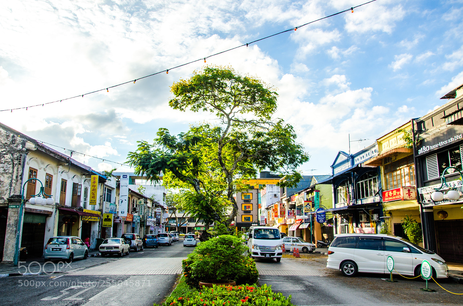 Nikon D7000 sample photo. Padungan kuching is beautiful photography