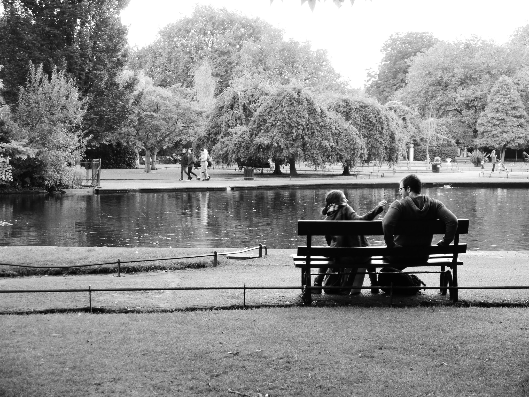 Panasonic Lumix DMC-G5 sample photo. Couple photography