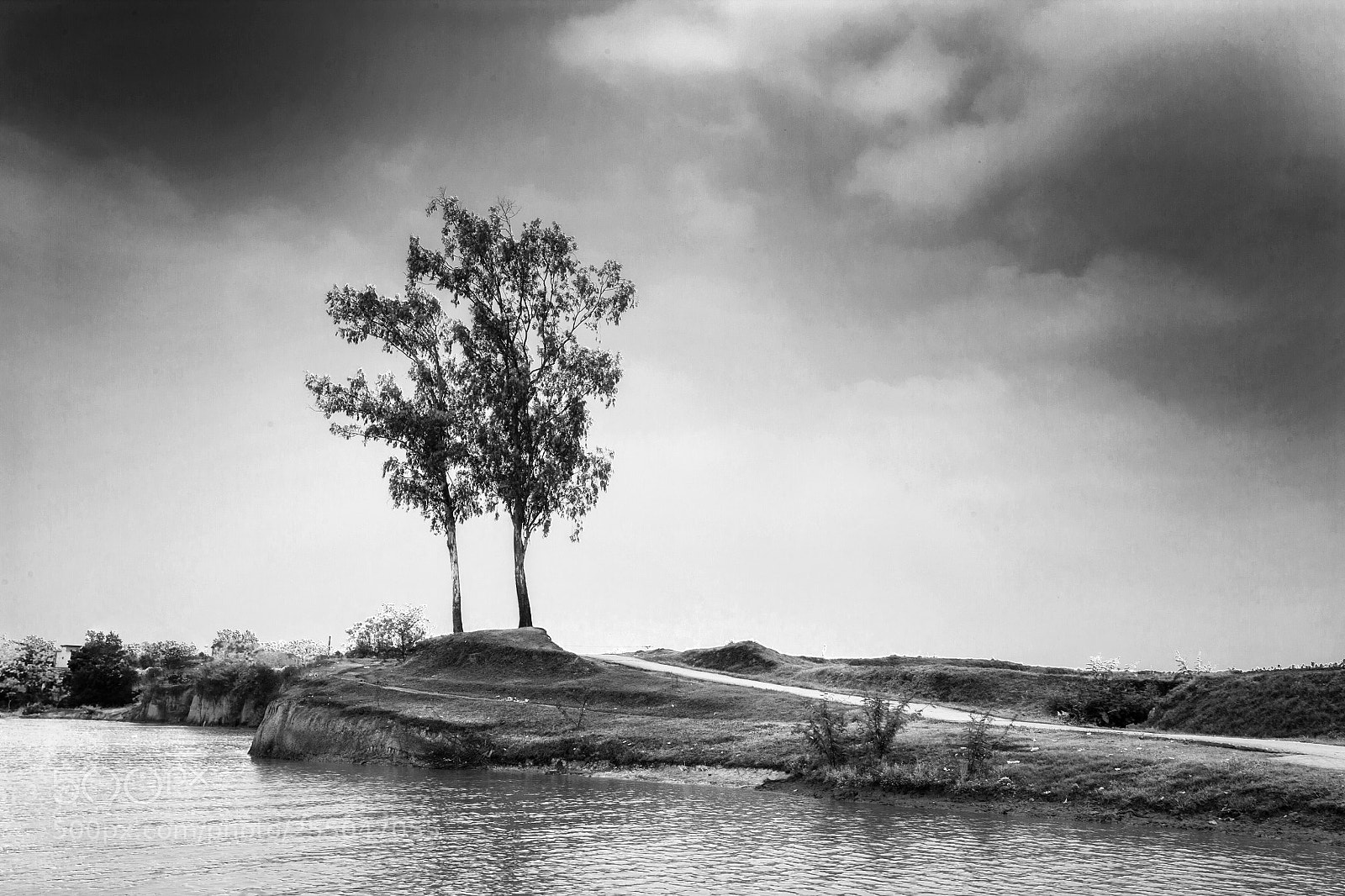 Canon EOS 5D sample photo. Homeland peaceful - black photography